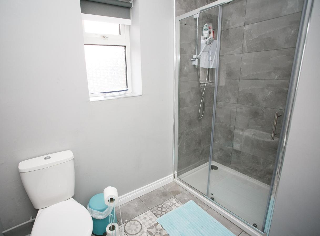 Apt3, No 2 Antrim Gardens, Portrush With Seaview Eksteriør bilde
