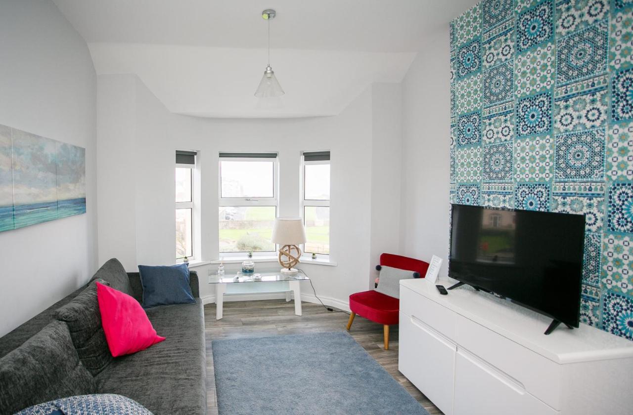 Apt3, No 2 Antrim Gardens, Portrush With Seaview Eksteriør bilde